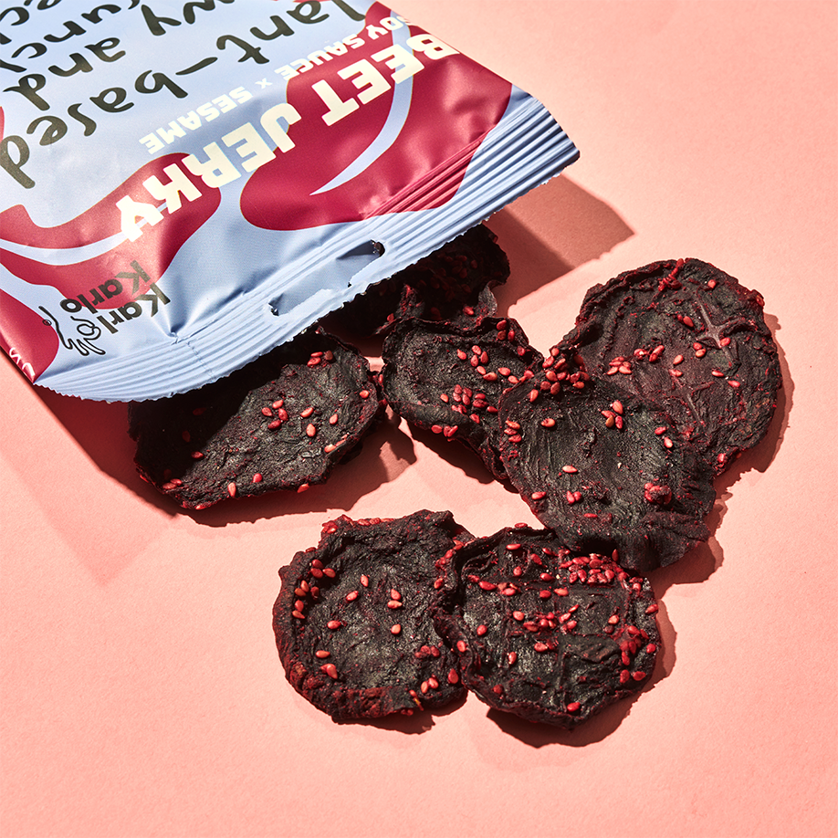 Beet Jerky Soja Sauce & Sesam Veganes Beef Jerky aus roter Beete ... Beet Jerky Soja Sauce & Sesam Veganes Beef Jerky aus roter Beete ...