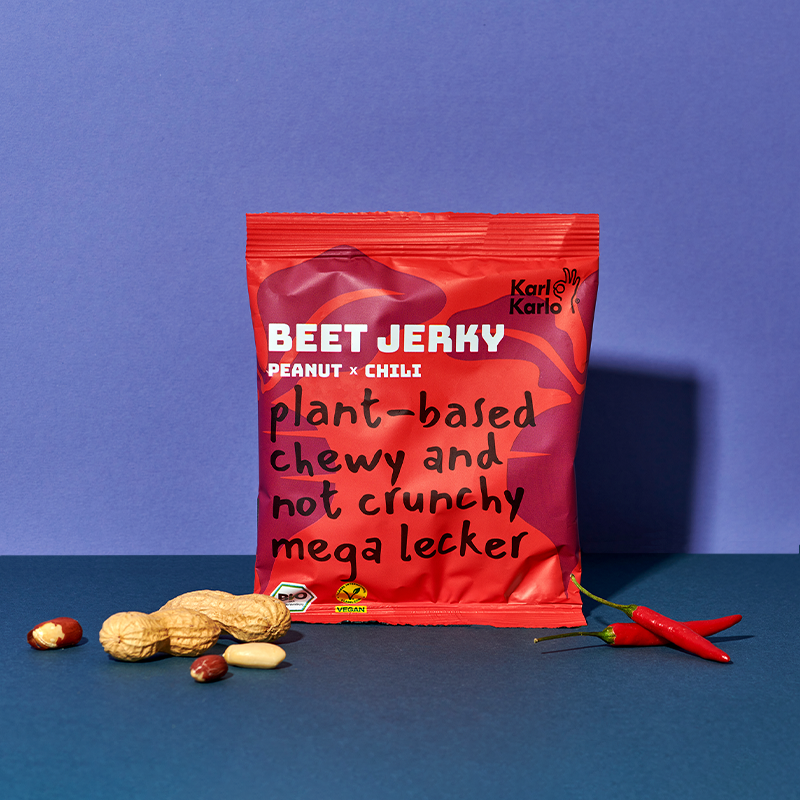 Karl Karlo Bio Beet Jerky Peanut Chili | Veganes Beef Jerky aus rote ... Karl Karlo Bio Beet Jerky Peanut Chili | Veganes Beef Jerky aus rote ...