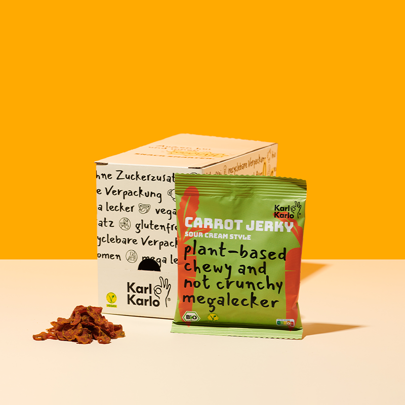 Karl Karlo Carrot Jerky Sour Cream Style, große Packung und Jerky Portion